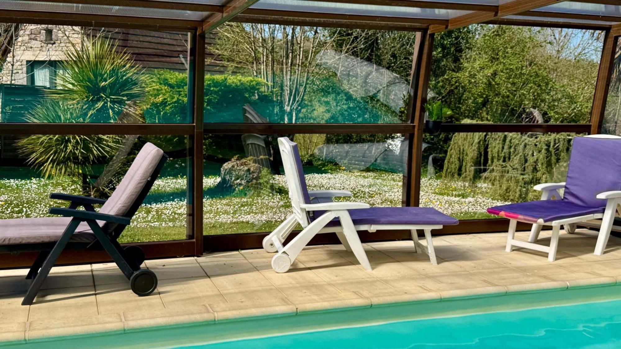 Maison De Charme Piscine Couverte Chauffee Mayrinhac-Lentour Luaran gambar